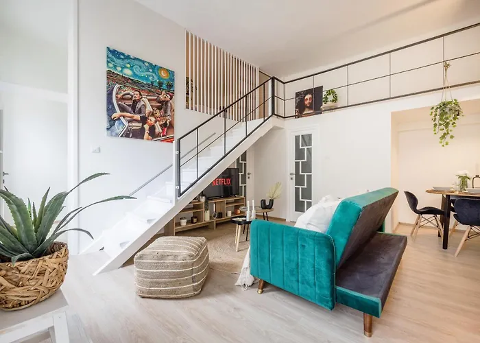 Appartement à 3 Chambres à Coucher