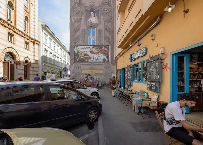 Appartement à 3 Chambres à Coucher